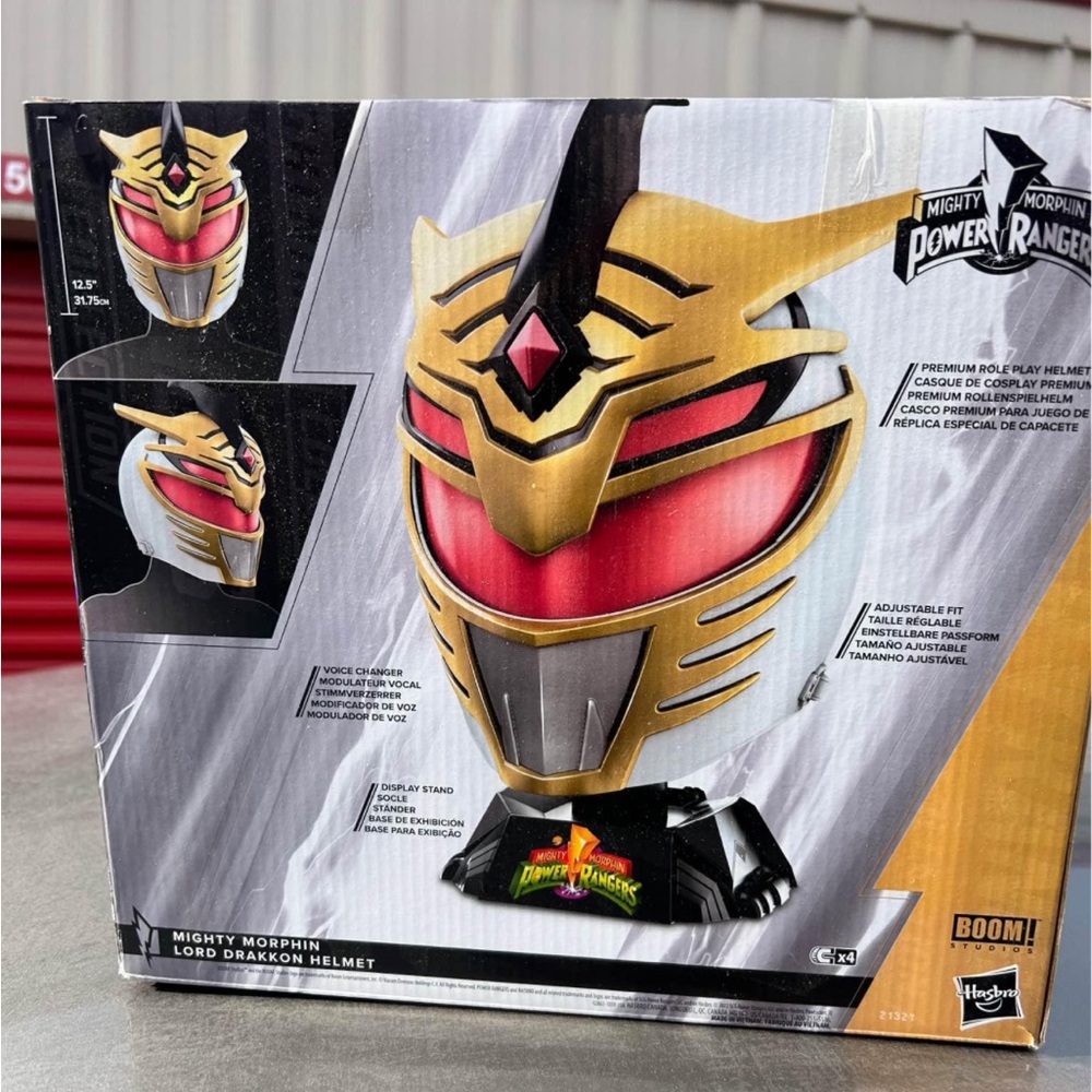 Power Rangers Helmets in Gold and Blue
